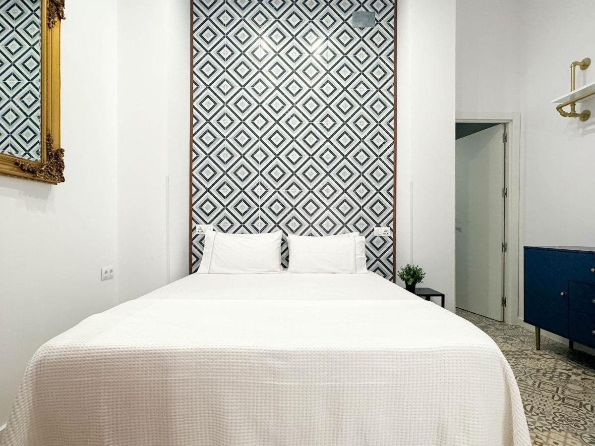 Capitan Rueda Apartments Alicante - Parking 10 Euros Per Day ภายนอก รูปภาพ