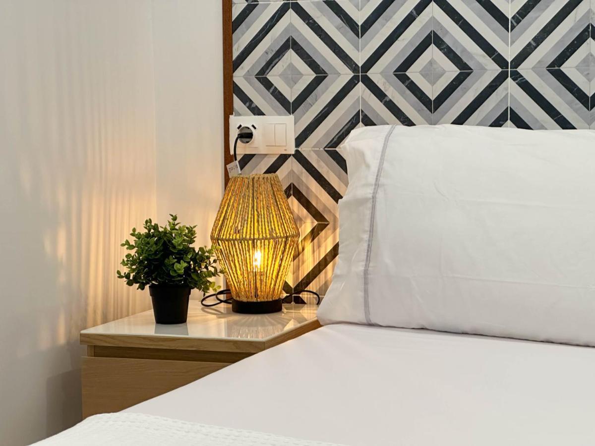 Capitan Rueda Apartments Alicante - Parking 10 Euros Per Day ภายนอก รูปภาพ